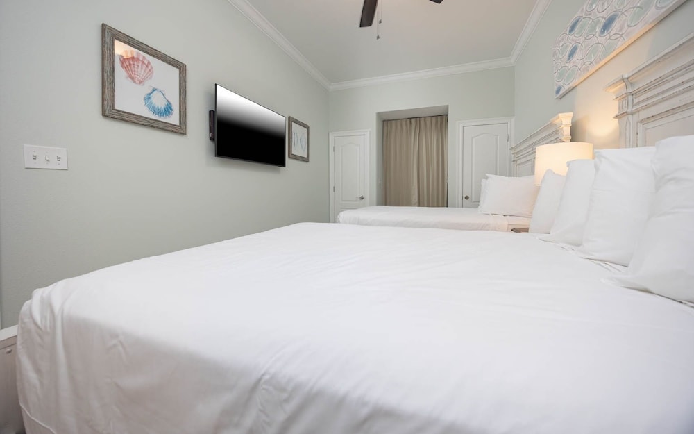 Phoenix Gulf Towers 706 2 Bedroom Condo - photo 8
