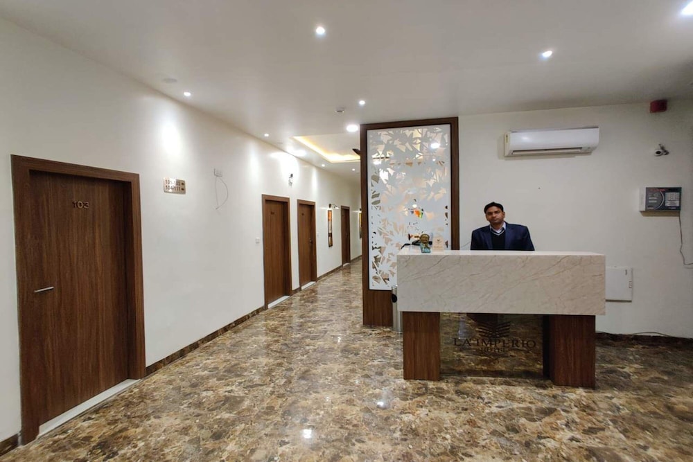 La Imperio Hotel — Aligarh — photo 4