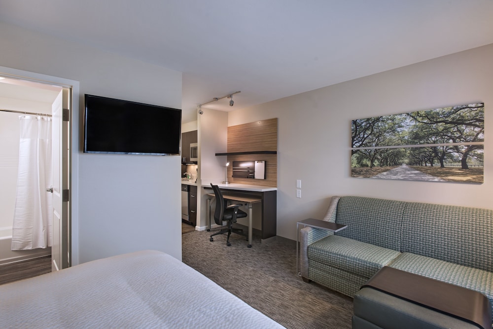 TownePlace Suites by Marriott Slidell - photo 5