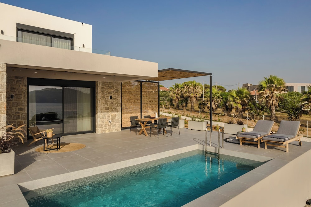 Mast Luxury Residences — hotel in Gargalianoi