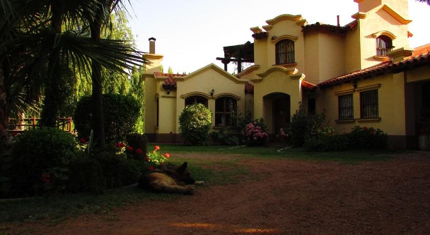 Pilgrim’s Rest Descanso del Peregrino in Lujan, Argentina