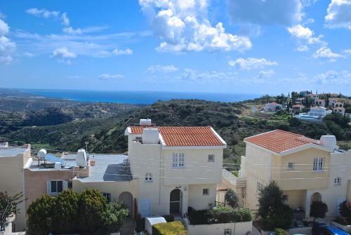 Villa Sunshine — 4-Star Luxury Hotel in Pissouri, Cyprus