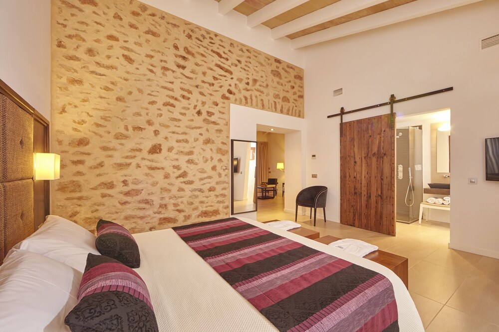 Bennoc Petit Hotel — hotel in Llucmajor