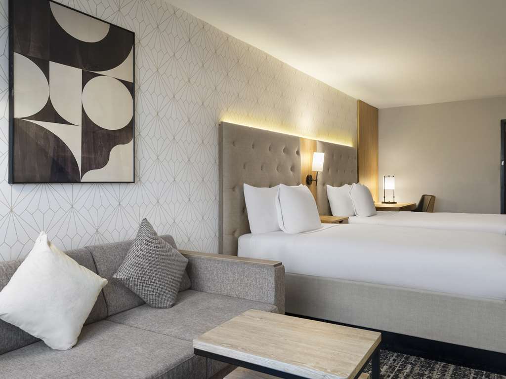Hyatt Place Kansas City Overland Park Metcalf - photo 12