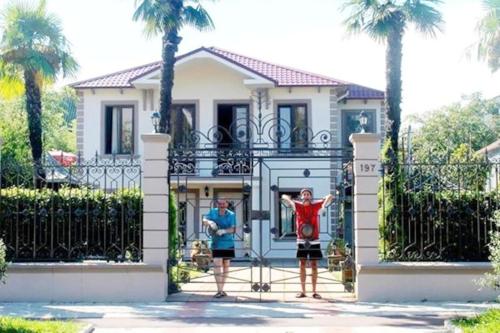 Kobuleti Villa Skazocni Dvorik Vip — 4-Star Luxury Hotel in Kobuleti, Georgia