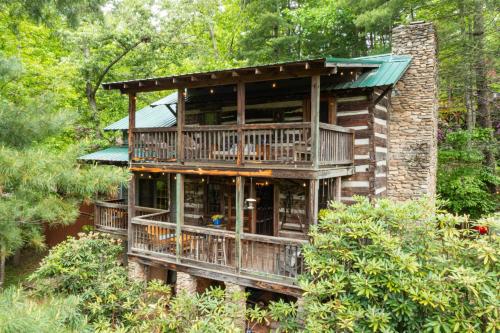 Old Chestnut Cabin at Lake Junaluska — 4-Star Luxury Hotel in Waynesville, United States