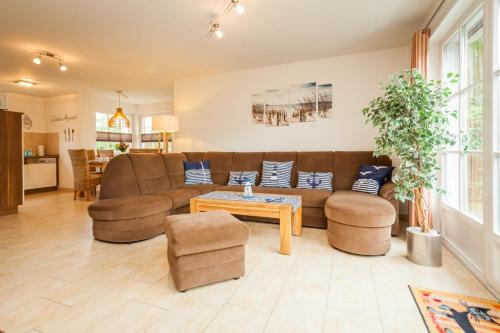 Dünengarten Am Bahndamm 77e Haus Seerose — 4-Star Luxury Hotel in Zingst, Germany