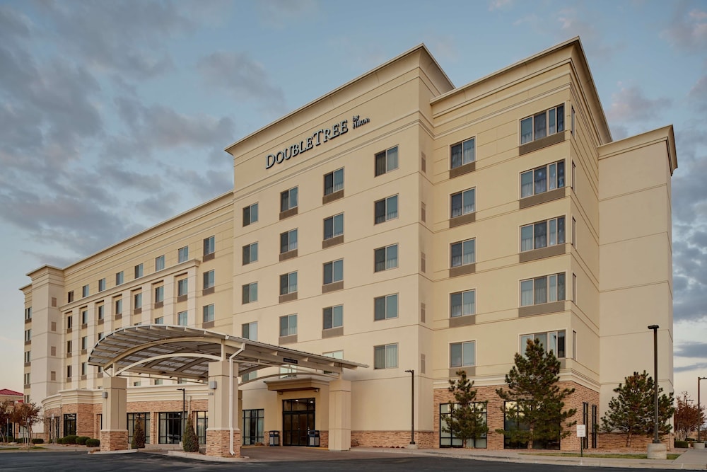 DoubleTree by Hilton Denver International Airport - featured photo