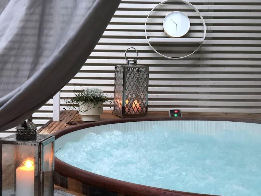 SnowCrystal home with free Jacuzzi and Sauna — 4-Star Luxury Hotel in Rovaniemi, Finland