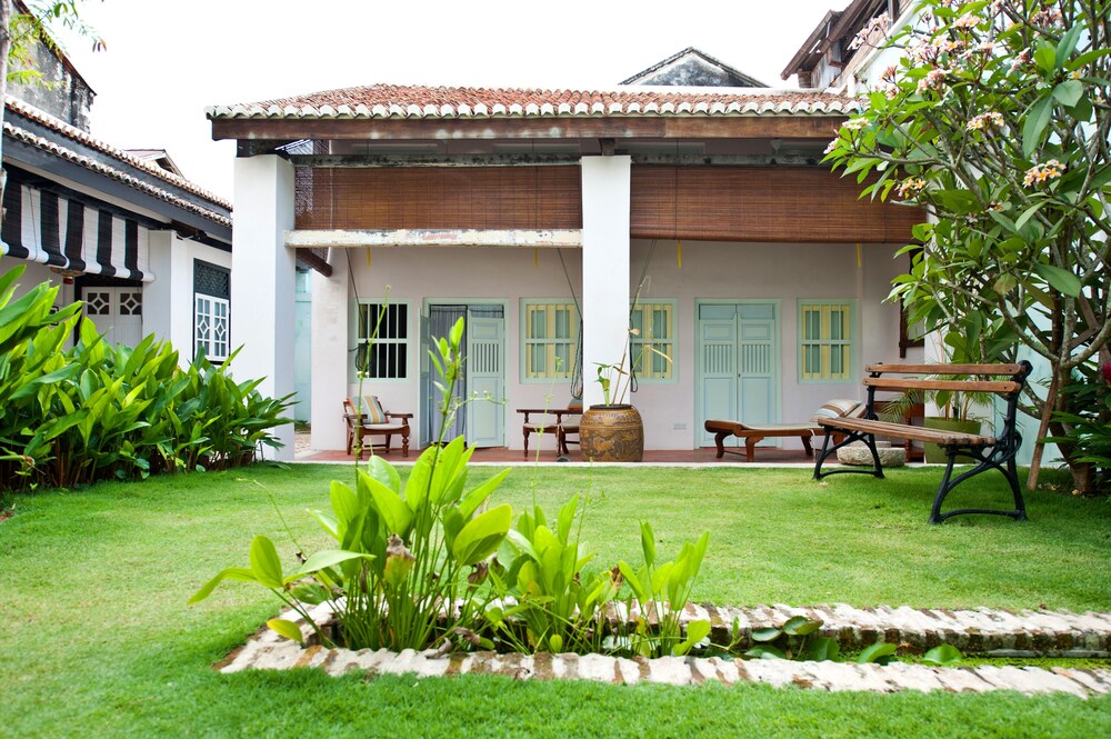 23 Love Lane Hotel — 4-Star Luxury Hotel in George Town, Malaysia