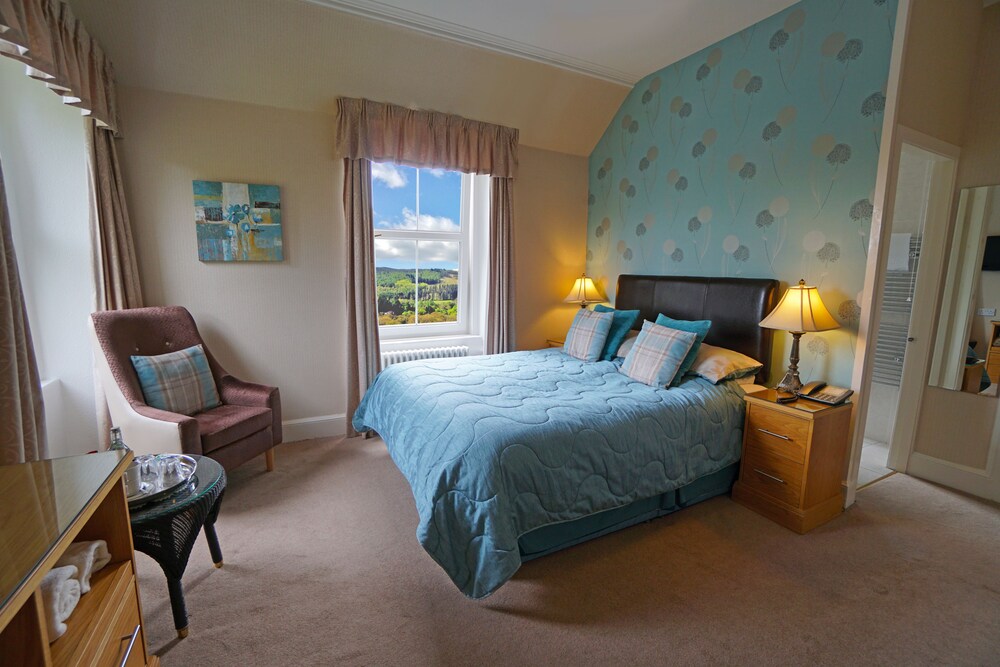 Tigh Na Cloich Hotel — Pitlochry