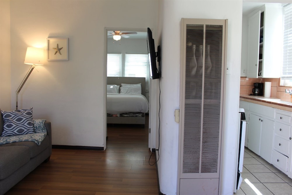 Orange Tree Cottages Downtown - photo 19