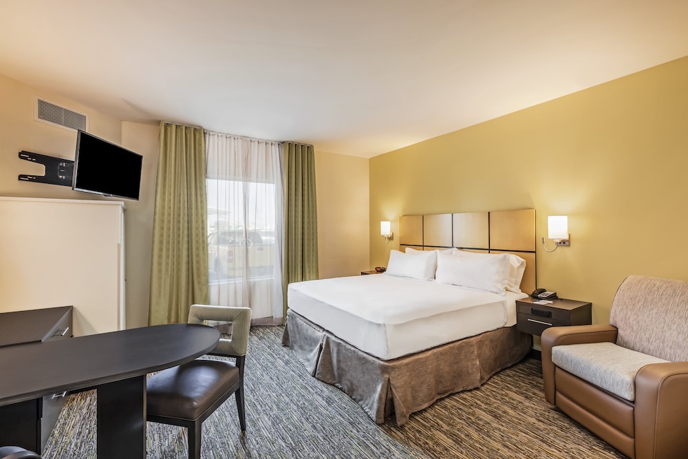 Candlewood Suites Lenexa Overland Park Area - photo 23