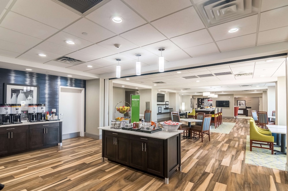 Hampton Inn Oklahoma City Northeast - photo 41