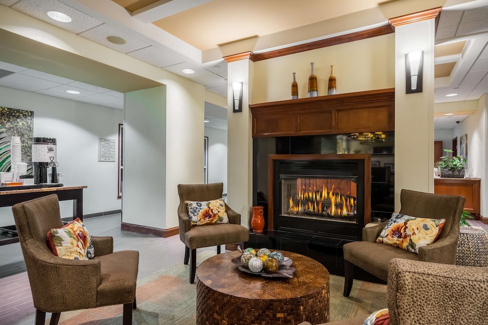 Hampton Inn Clifton Park - photo 3