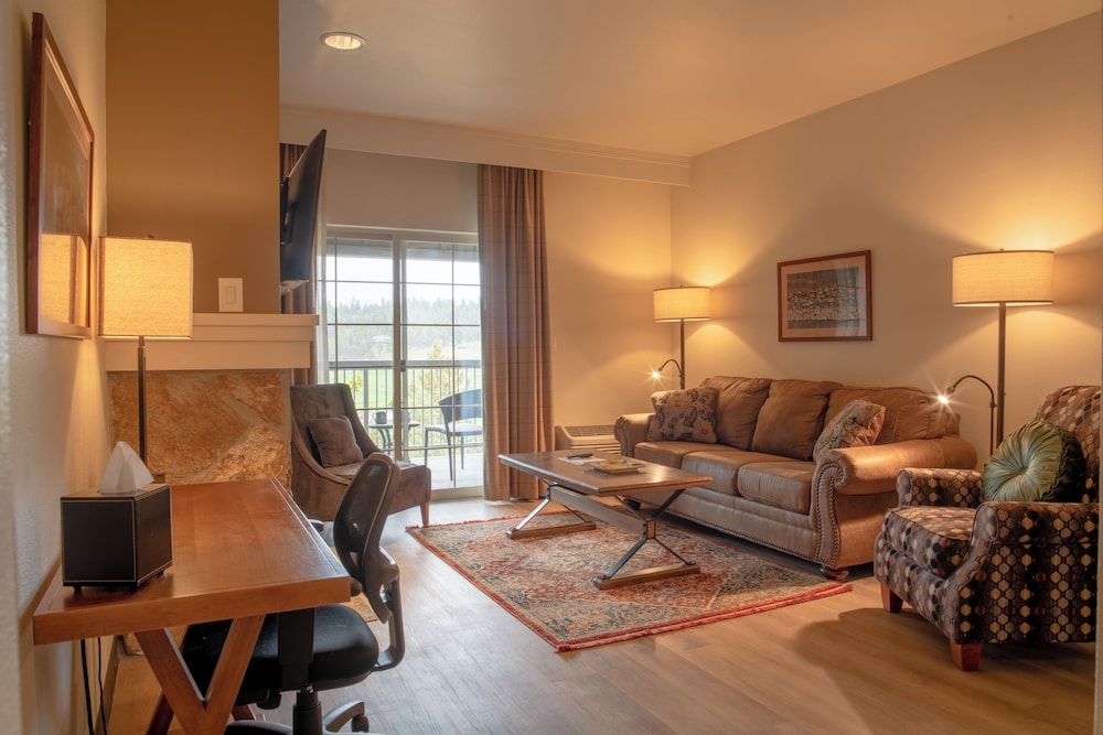 Running Y Resort - photo 4