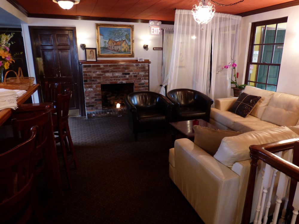 Old City House Inn and Restaurant - photo 3