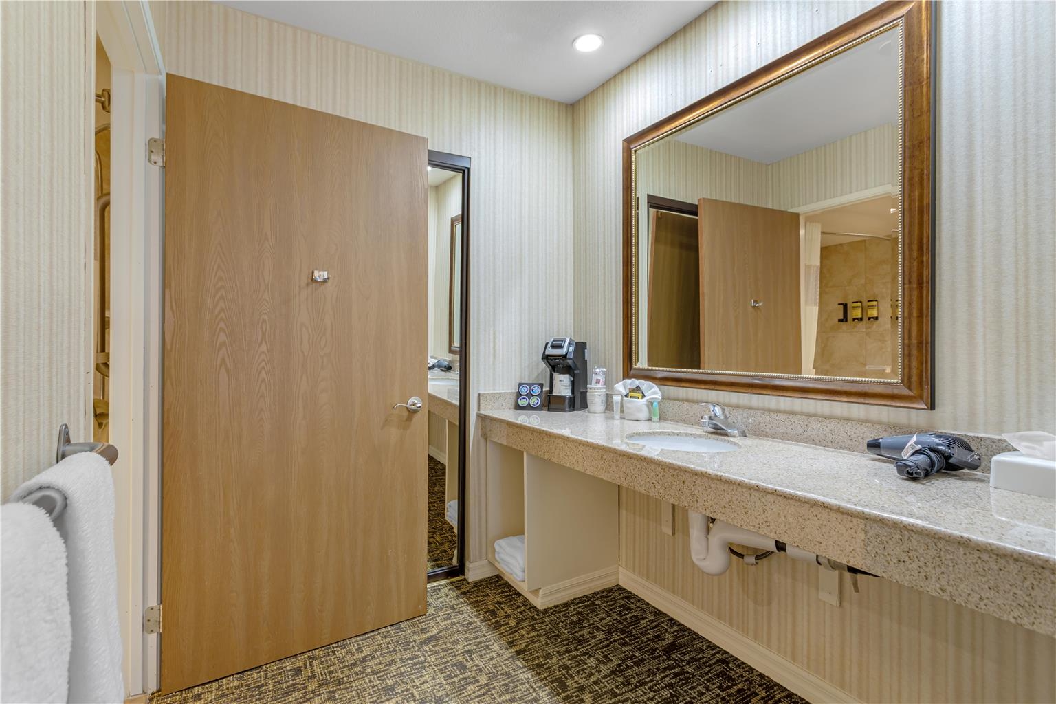 Best Western Plus Big America - photo 47