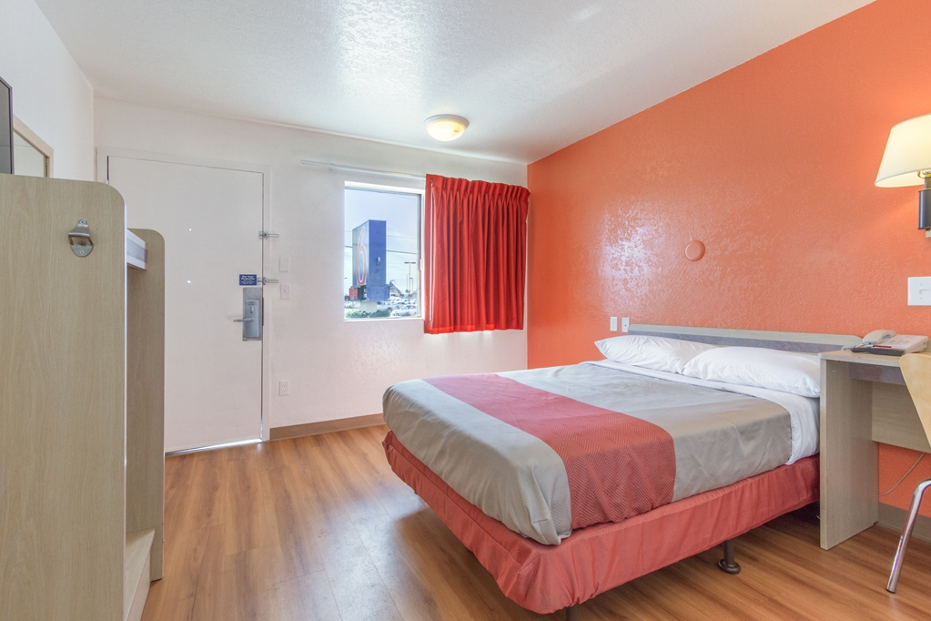 Motel 6 Phoenix North Bell Road - photo 14