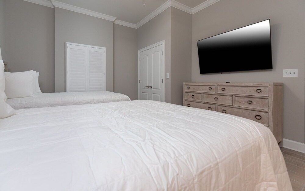 Phoenix Gulf Towers 2003 3 Bedroom Condo - photo 8