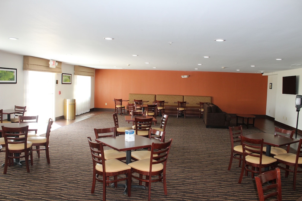 Sleep Inn North Liberty - photo 49