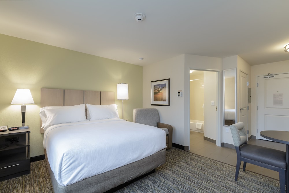 Candlewood Suites Mishawaka North by IHG - photo 18