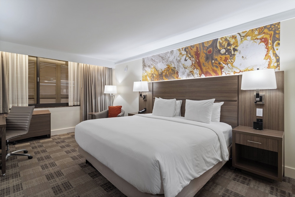 Crowne Plaza Executive Center Baton Rouge by IHG - photo 29