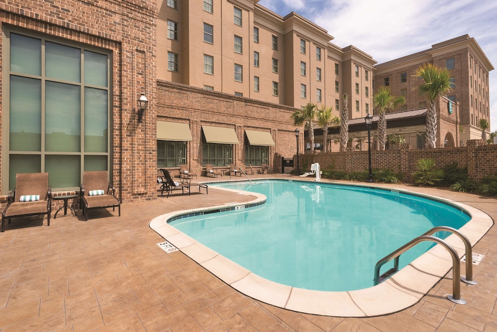 Embassy Suites by Hilton Savannah Historic District - photo 33