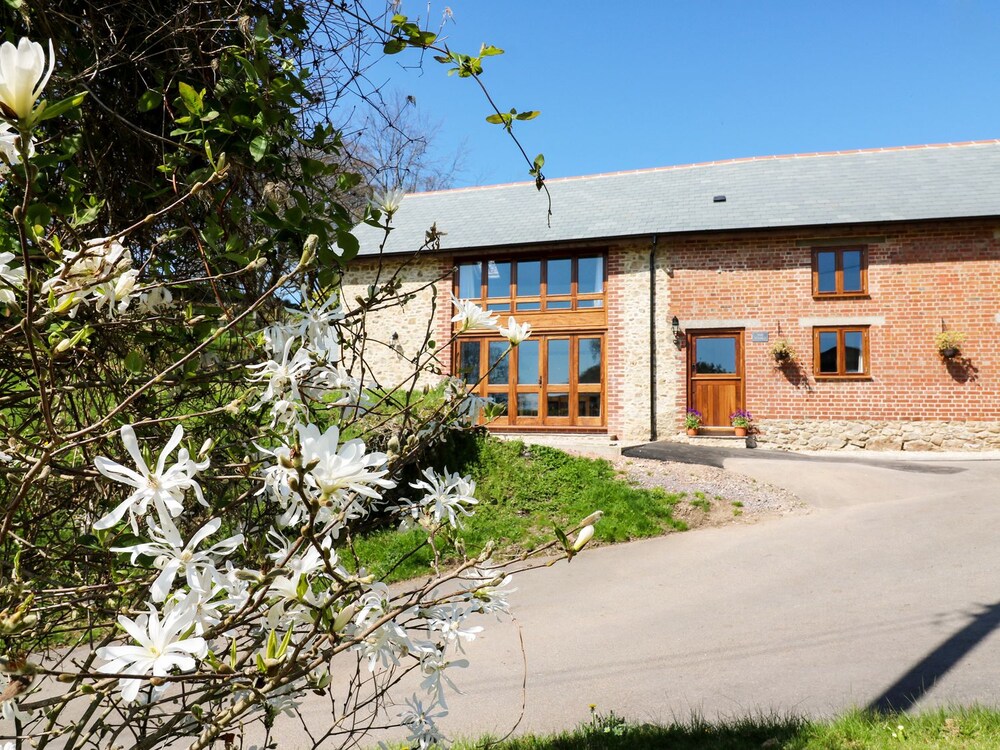 The Stables Axminster — 4-Star Luxury Hotel in Axminster, United Kingdom