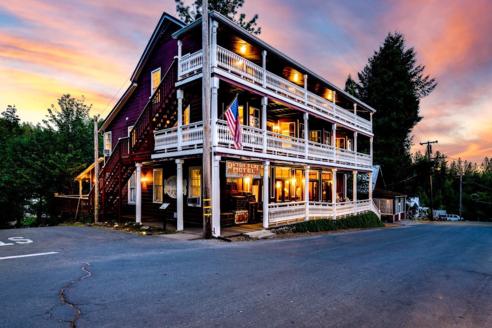 The Dutch Flat Hotel - photo 120