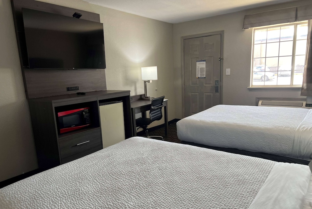 Days Inn by Wyndham Wagoner - photo 20