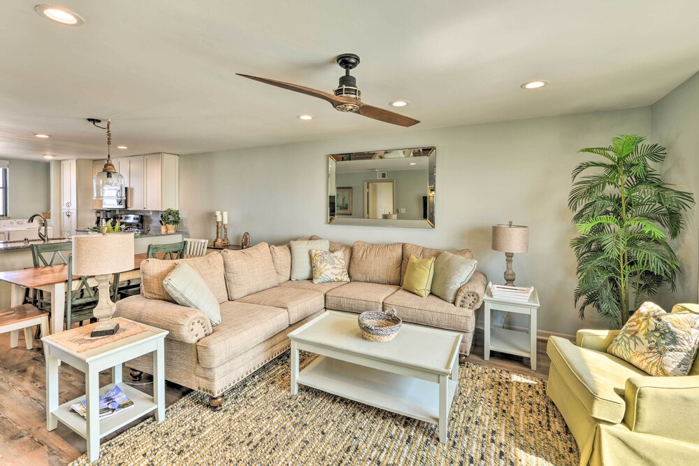 Summer Winds Resort Condo with Ocean Views - photo 3