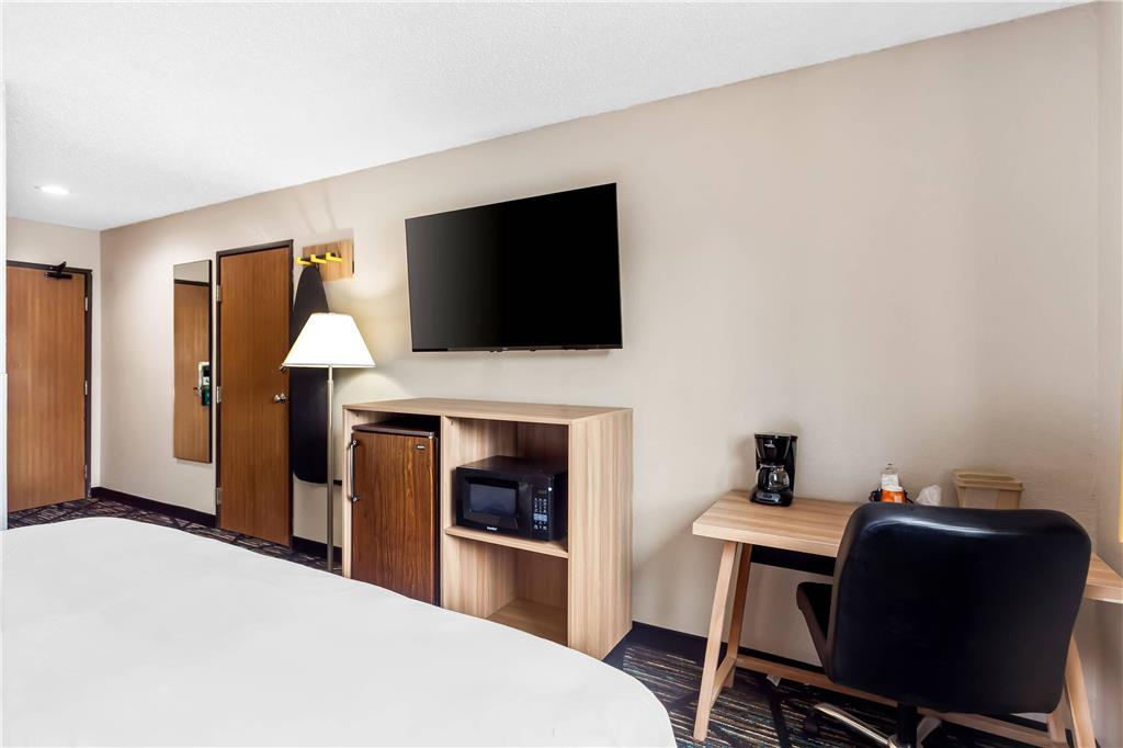 Quality Inn & Suites Howe Sturgis - photo 25