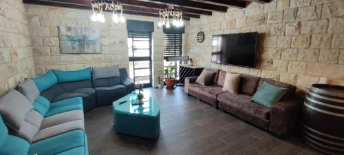 Carmit Place — 4-Star Luxury Hotel in Haifa, Israel