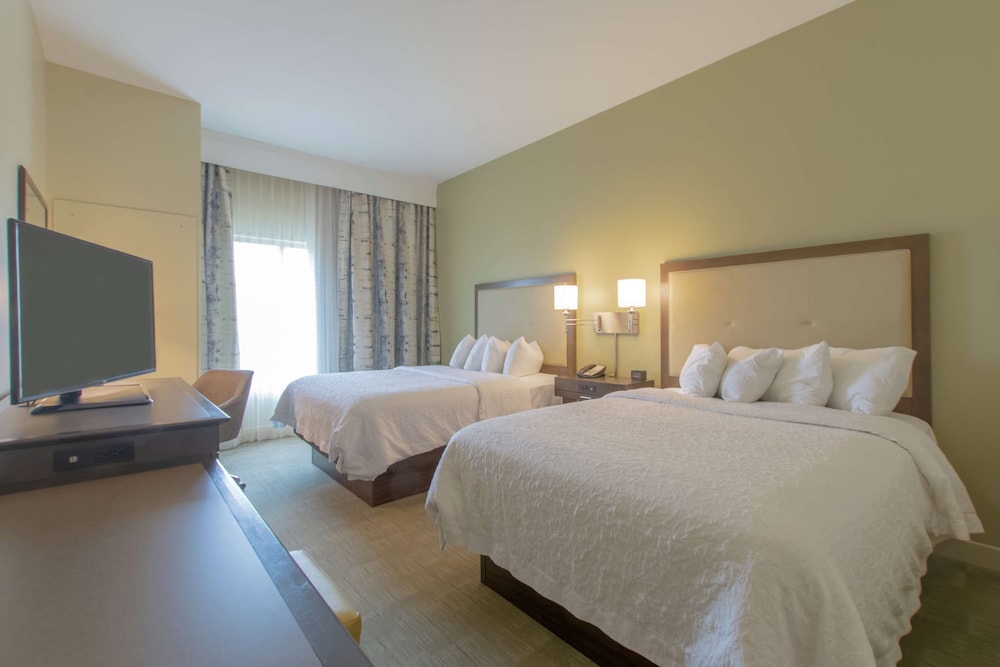 Hampton Inn Great Falls - photo 10