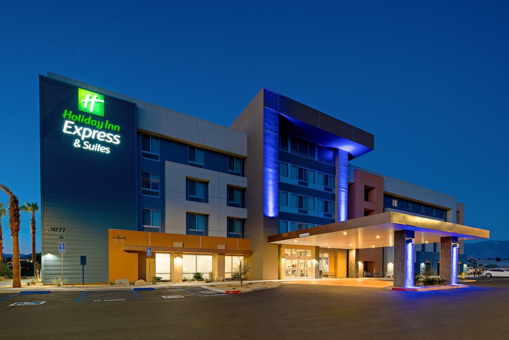 Holiday Inn Express & Suites Palm Desert Millennium - featured photo