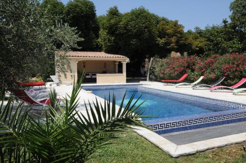Bastide St Joseph — Eyguieres
