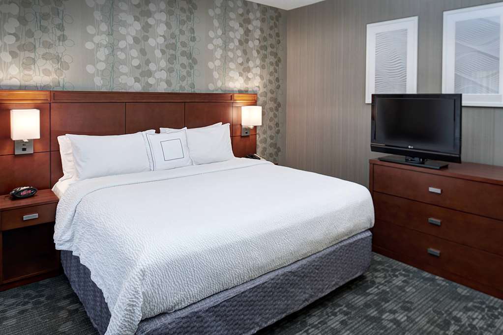 Sonesta Select Milwaukee Brookfield - photo 12