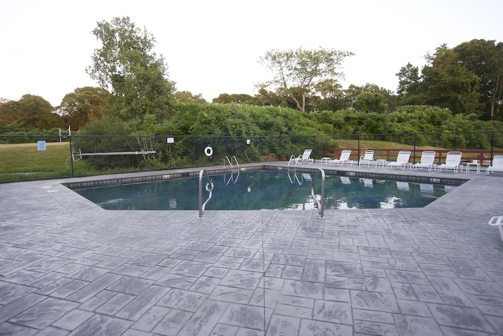 Sandwich Lodge & Resort - photo 56