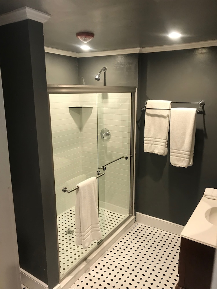 Stottsville Inn - photo 46
