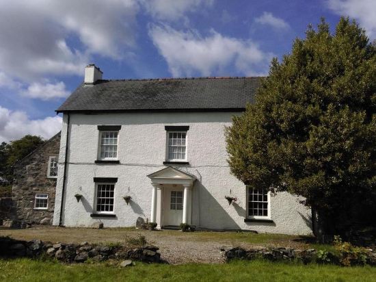 Pen Isa’r Llan Farm in Bala, United Kingdom