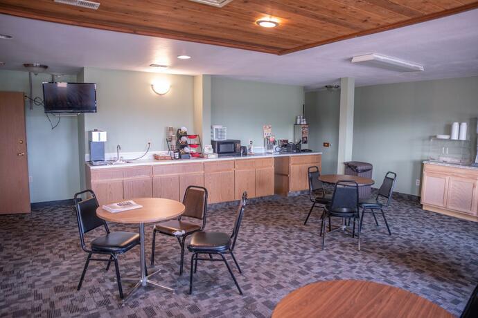 Wagner Lakeside Motel - photo 22