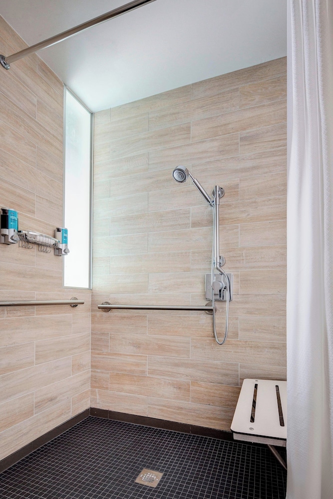 Aloft Fort Worth Downtown - photo 12
