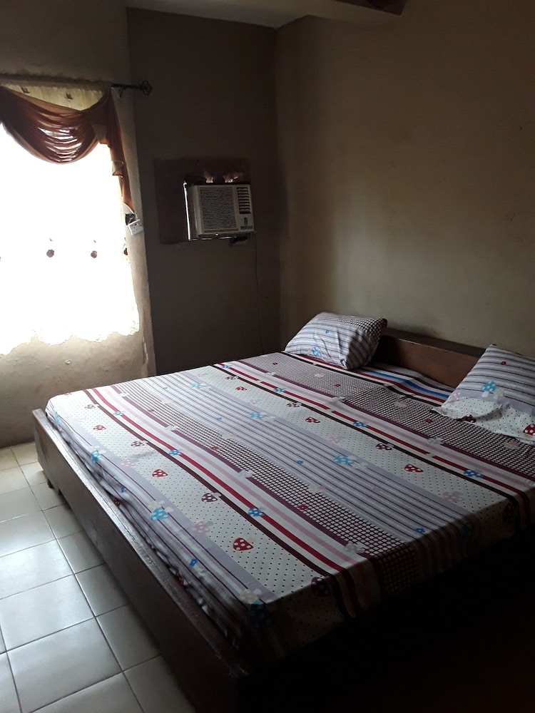 Vacco International Hotel — Igbo Ukwu