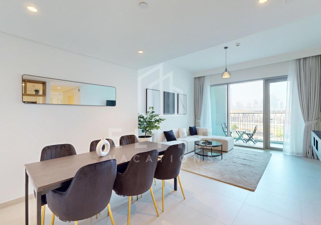 Walk to Dubai Mall 2 Bed Full Burj Khalifa Views — 4-Star Luxury Hotel in Dubai, United Arab Emirates
