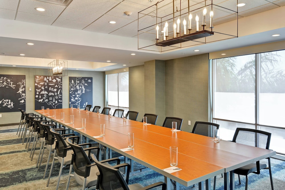 TownePlace Suites by Marriott Miami Airport - photo 41