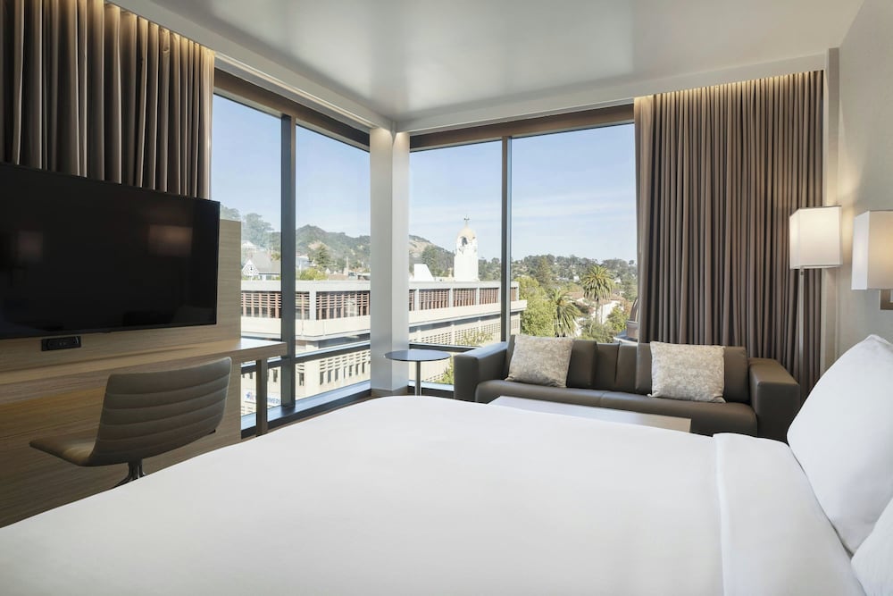 AC Hotel San Rafael Downtown - photo 11
