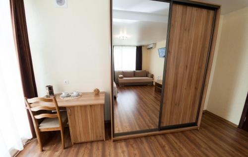 Hotel Oktyabrskaya — Homyel' — photo 2