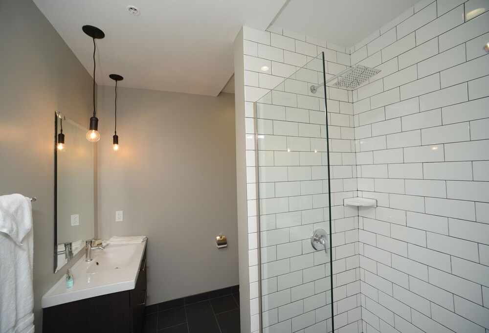 Hotel Kilbourne Downtown Sandusky - photo 21