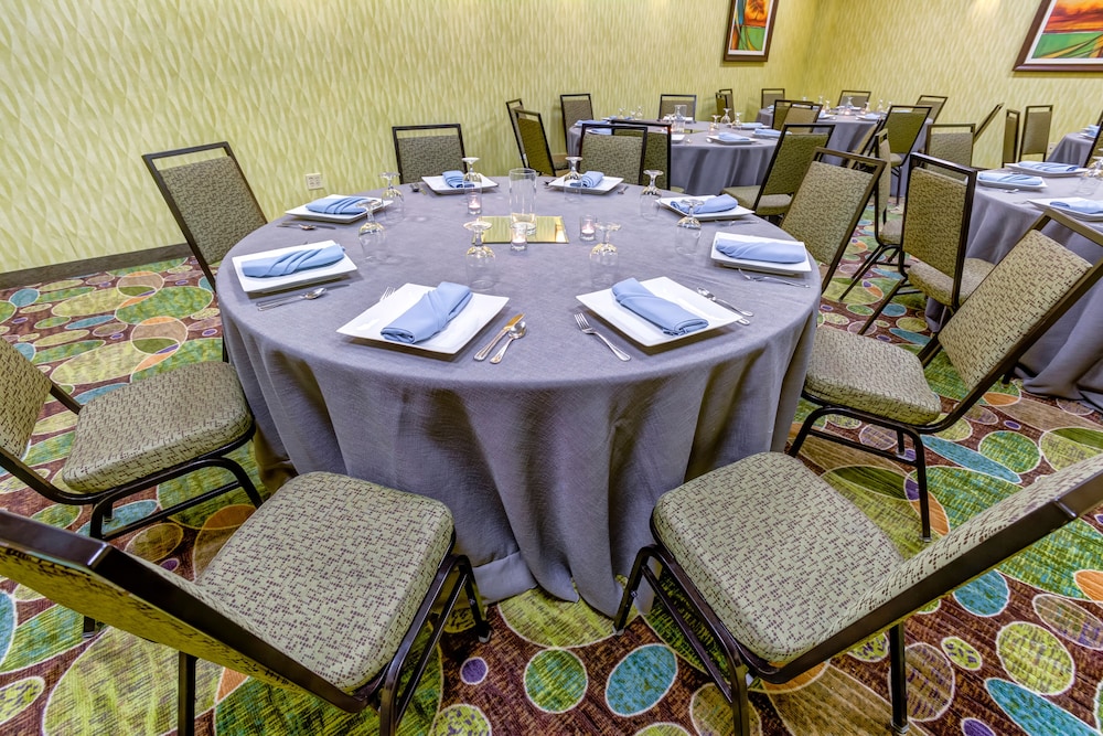 Holiday Inn Indianapolis Carmel by IHG - photo 34